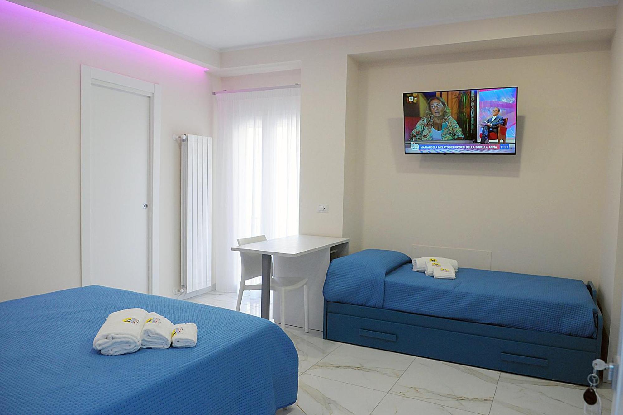 B&B Aida Rooms Чефалу Экстерьер фото