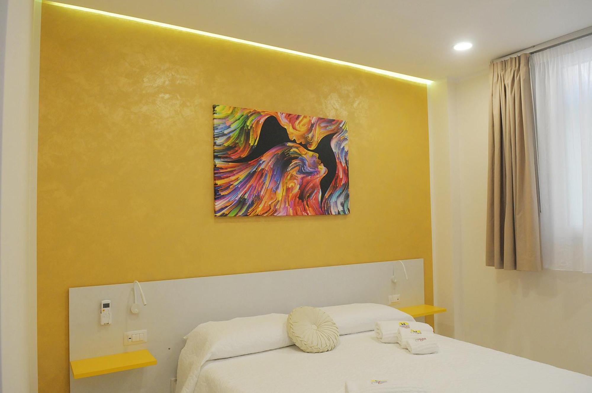 B&B Aida Rooms Чефалу Экстерьер фото
